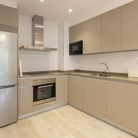 Apartmán Aernus Marina - Piscina, Parking Y Terraza